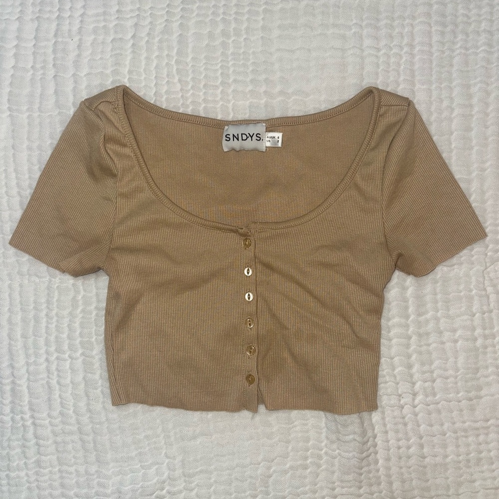 SNDYS CROP BUTTON UP TSHIRT